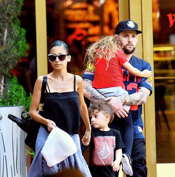 Nicole richie joel madden third child 03