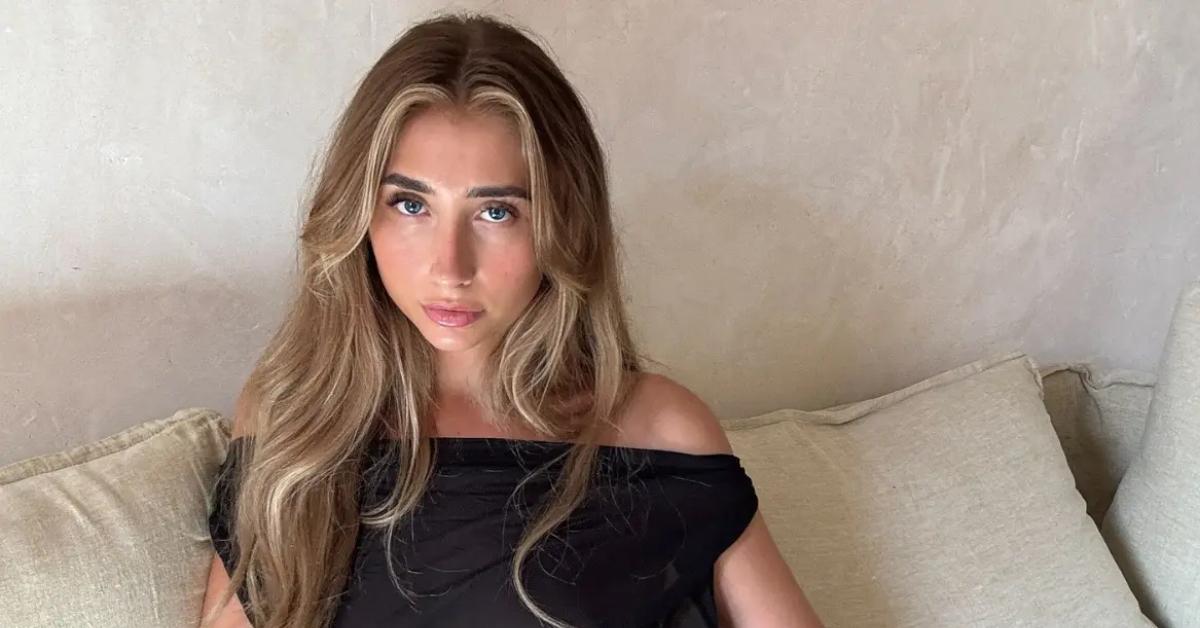 Lily Phillips Confuses Fans With Triple Digit Body Count Confession Lily Phillips Confuses Fans With Triple Digit Body Count Confession