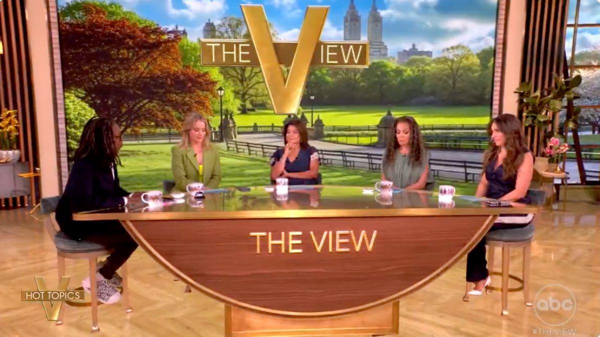 Photo of 'The View' costars said Melania Trump should help Jeffrey Epstein's victims get justice.