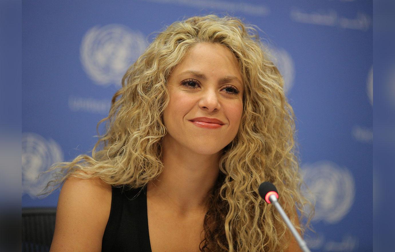 Shakira Forced To Cancel First Date Of World Tour