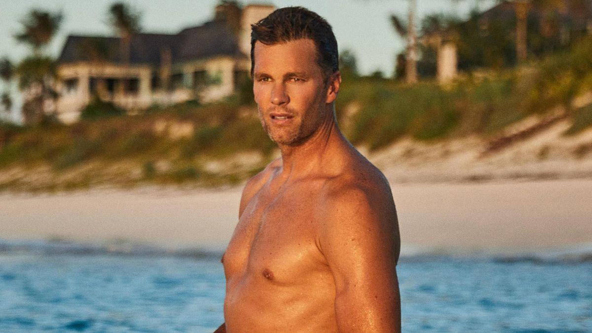 Photo of Tom Brady signed a $375 million deal with Fox Sports in May 2022.