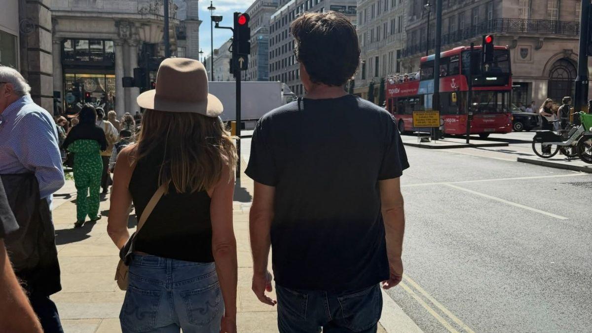 Image of Fans gushed over the happy couple in the comment section. 