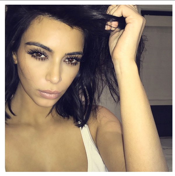 Kim kardashian narcissistic selfies 002