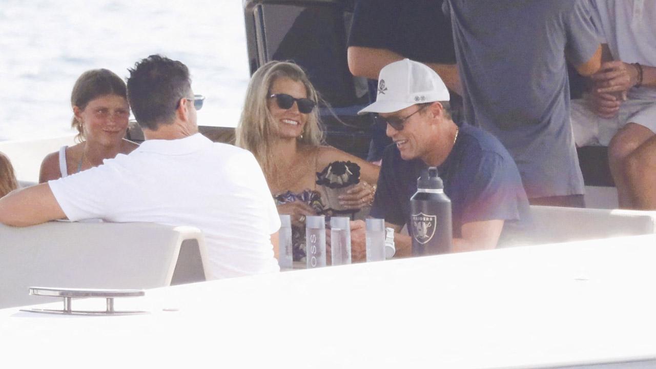 Photo of Tom Brady marked his 49th birthday while relaxing on a yacht.