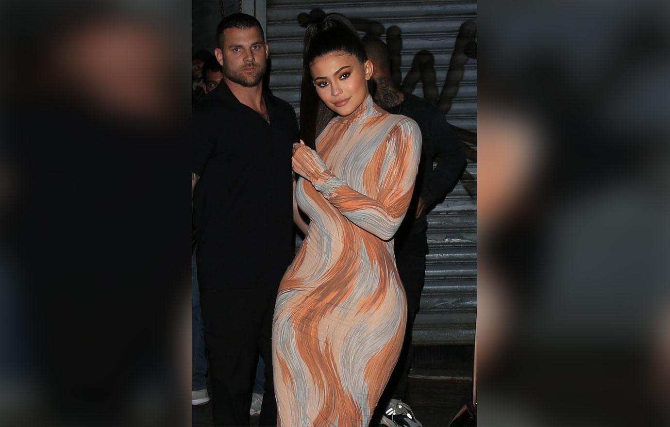 Kylie Jenner shows off her post baby bod in a skin tight dress