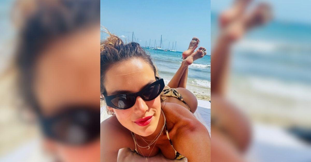 alessandra ambrosio most stunning bikini photos