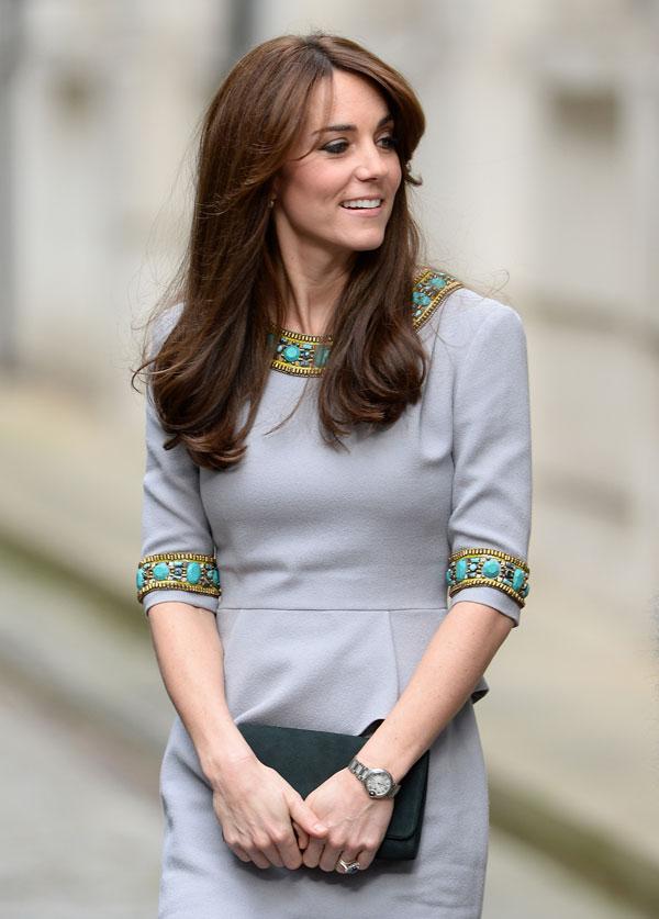 Kate middleton hiding baby bump 06