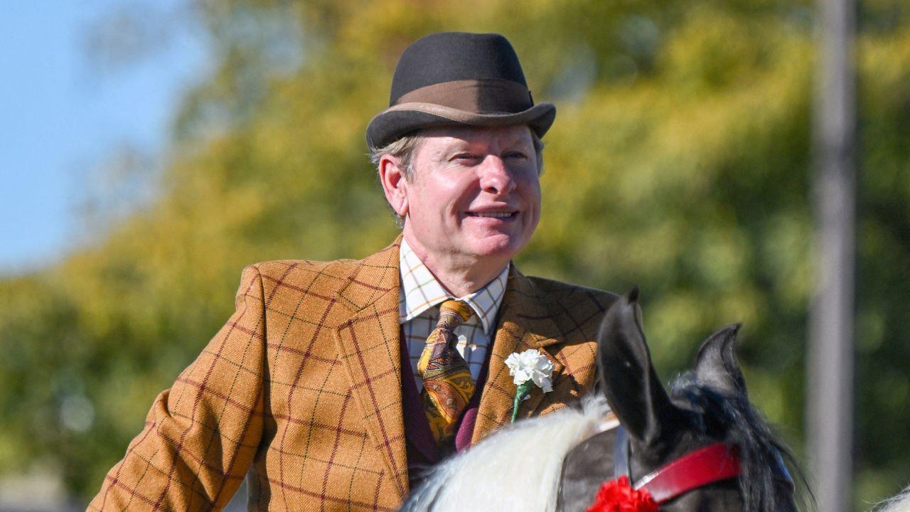 image of Carson Kressley said was nervous to hang out with Dolly Parton.