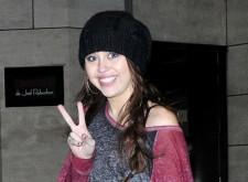 2009__11__35687pcn_miley01maincopy 225×165.jpg