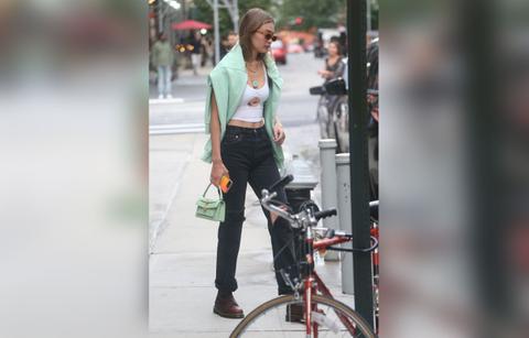 //shutterstock_editorial_e_huge