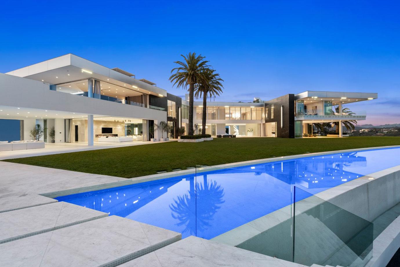 americas largest mansion worth dollar million photos celeb real estate