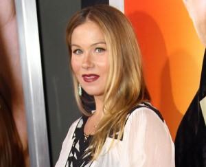 2011__03__Christina_Applegate_March18newsnea 300×243.jpg