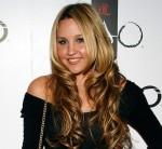 2011__04__Amanda_Bynes_April12 150&#215;138.jpg