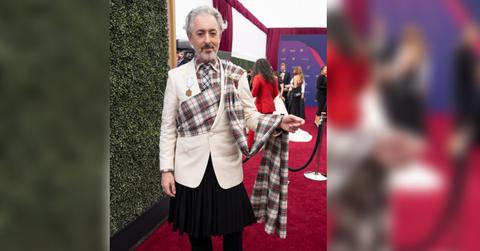 Photo of Alan Cumming.