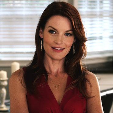 Pretty Little Liars' Laura Leighton Shares Her Fave Ashley Marin Moment  (Hint: It's Bad Ass)