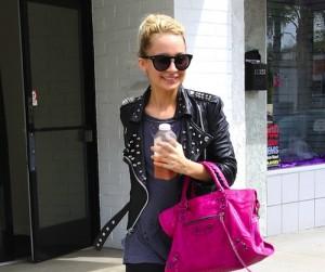 2011__04__FP_7090962_RichieNicole_Gym_RIV_040211 300×280.jpg