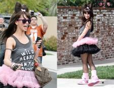 2010__02__Jennfer_Love_Hewitt_Feb22_3 225×174.jpg