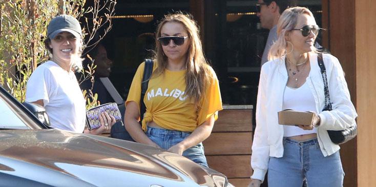 Miley Cyrus Sister Brandi Mom Tish Photos Long