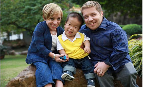//little_couple_adopted_son_will_first_meeting_stack_