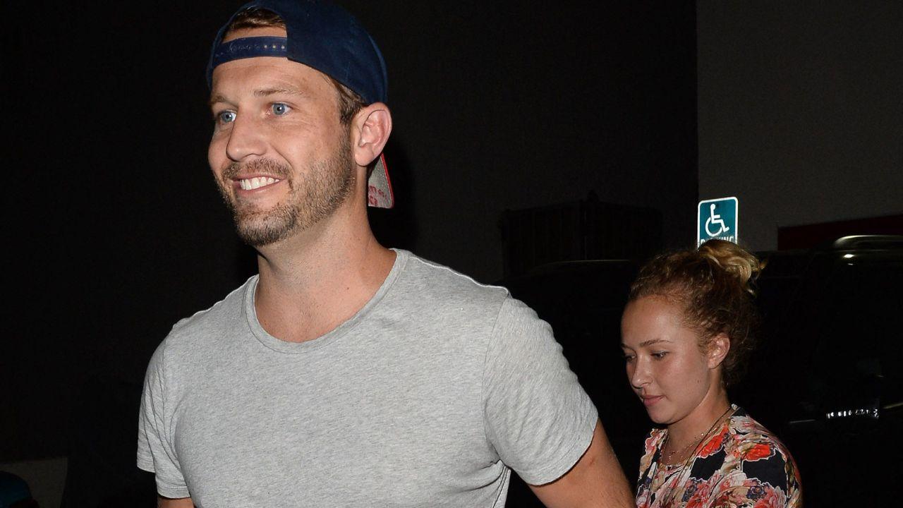 Image of Hayden Panettiere wasn’t speaking about her reunion with Brian Hickerson with many friends, source claimed