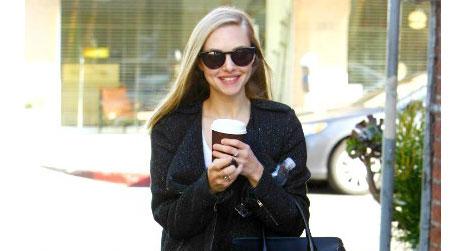 Ok amanda seyfried cap toe flats de.jpg