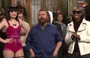 2011__03__Zach_Galifianakis_SNL_March14newsneb 300&#215;194.jpg