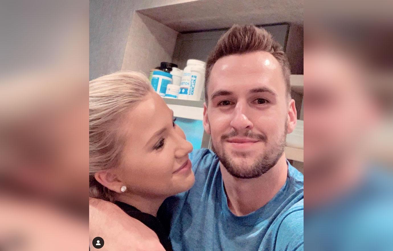 //savannah chrisley engagement split rumors