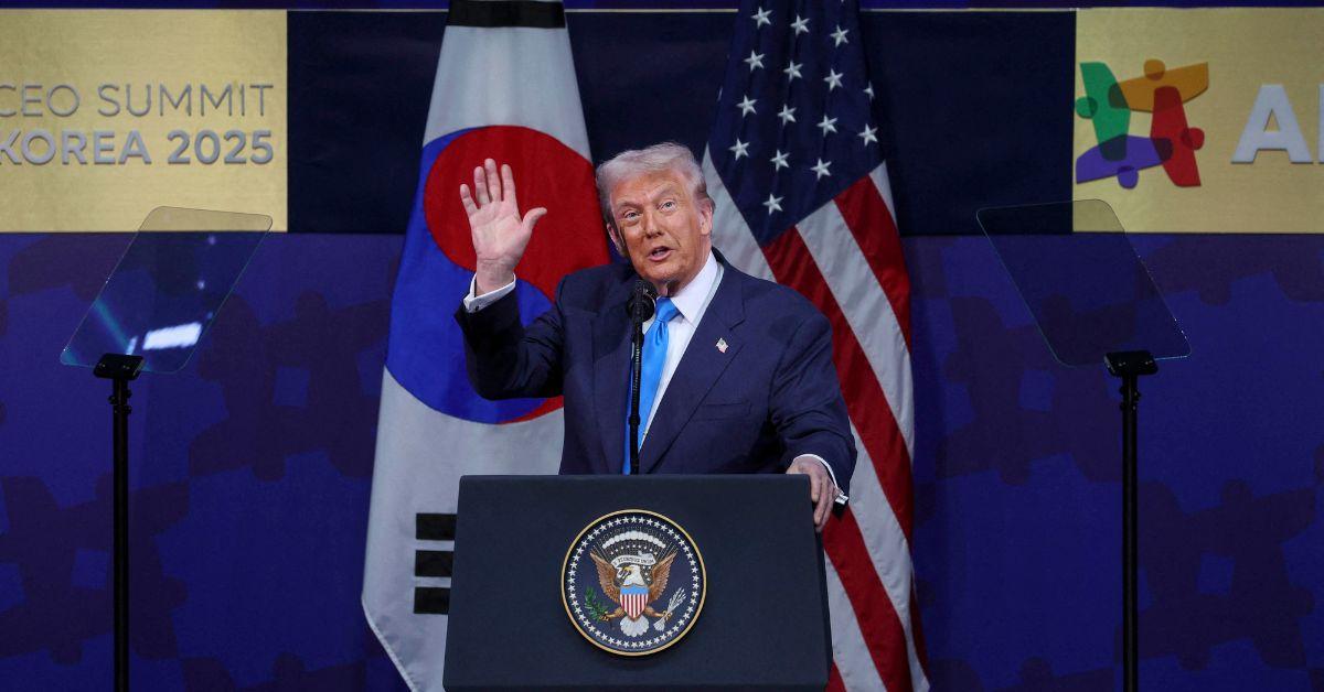 Image of President Trump does not think Seth Meyers should be on air.