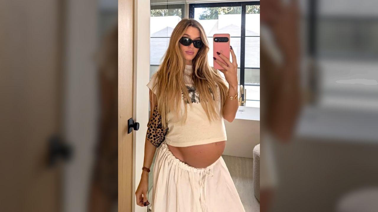 Image of Alex in the final stages of her pregnancy.