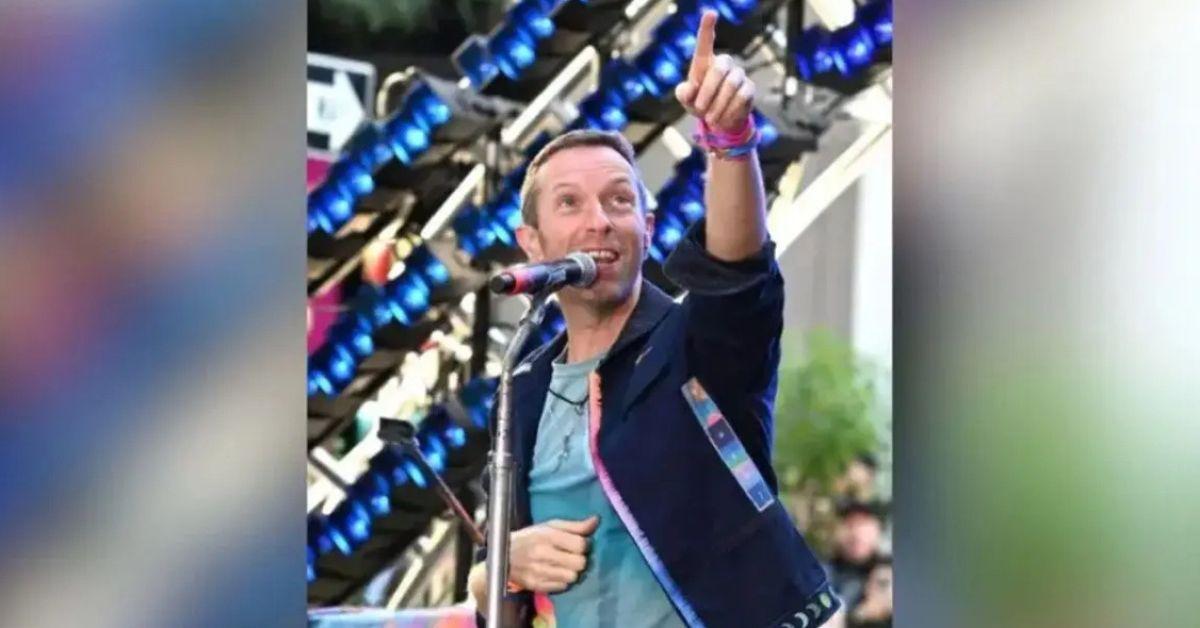 photo of Chris Martin said he will 'keep doing' the kiss cam despite the viral scandal