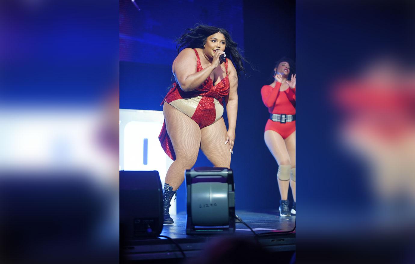 [Lizzo] Performs At iHeartRadio Jingle Ball Tour 2019