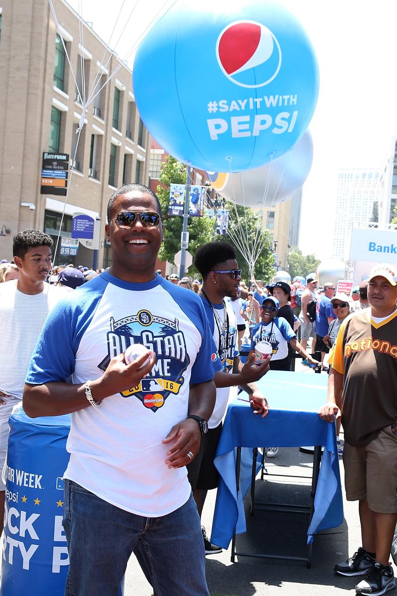 Pepsi Brings Its #SayItWithPepsi Campaign To All Star Weekend