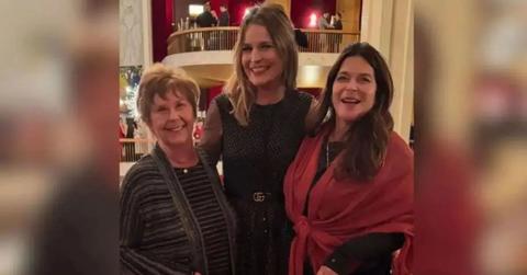 photo of savannah guthrie with mom nancy guthrie and sister annie guthrie