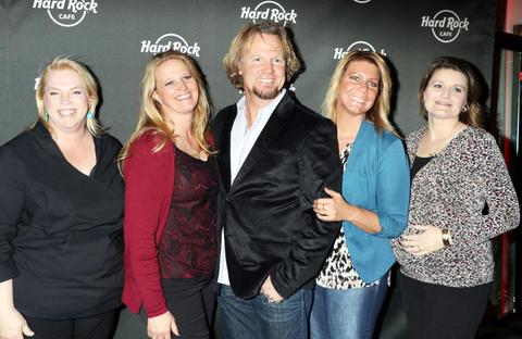sister wives christine brown pokes fun kody split meme