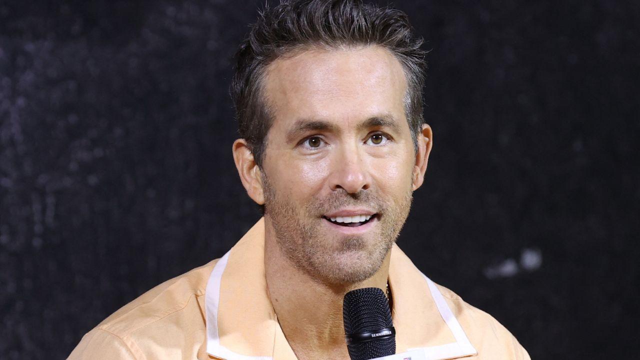image of Speaking to 'Variety' at a premiere for Mayday, Reynolds said the decade was a scary, tumultuous stretch marked by Cold War anxieties.
