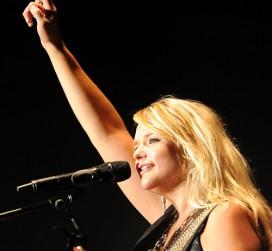 2010__09__Miranda_Lambert_Sept1news 272×300.jpg