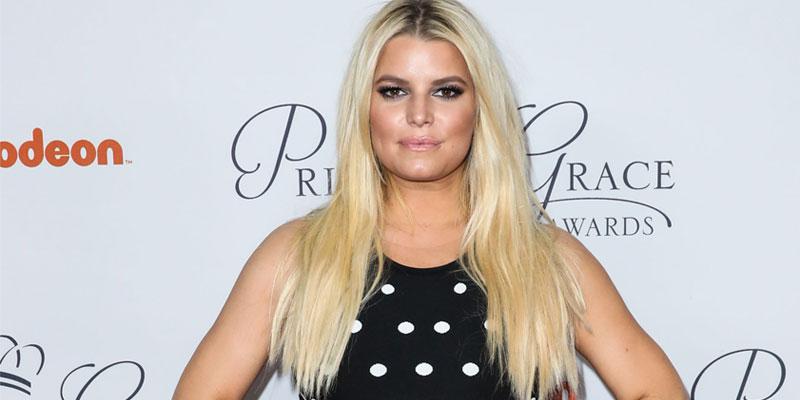 Jessica Simpson gives birth to her third child
