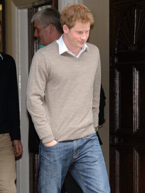 Prince Harry is Disappointed in Himself Over Nude Photo Scandal and ...