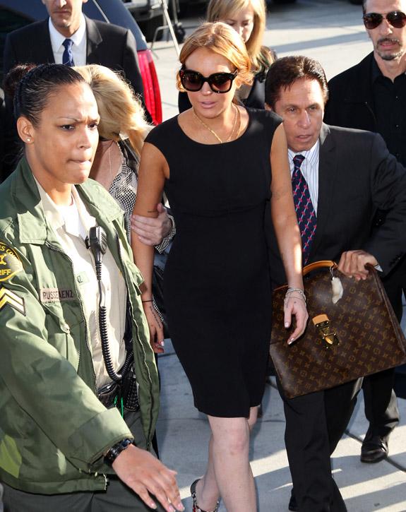 //lindsay lohan at court dina lohan