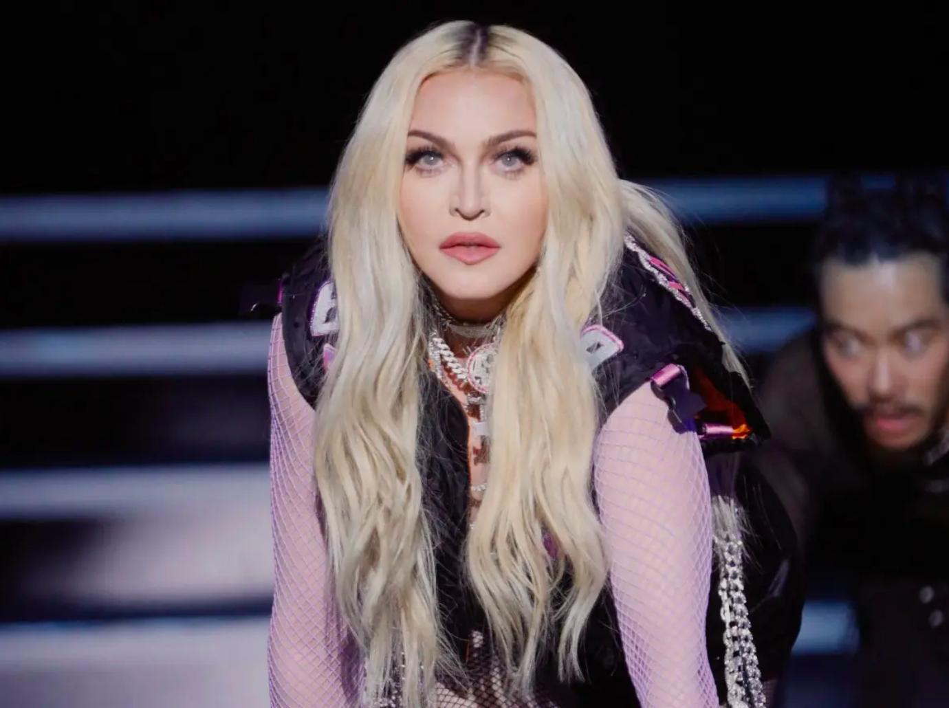 madonna resumes tour rehearsals unresponsive hospitalized recovery