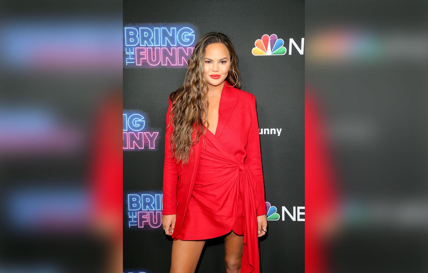 chrissy teigen red dress