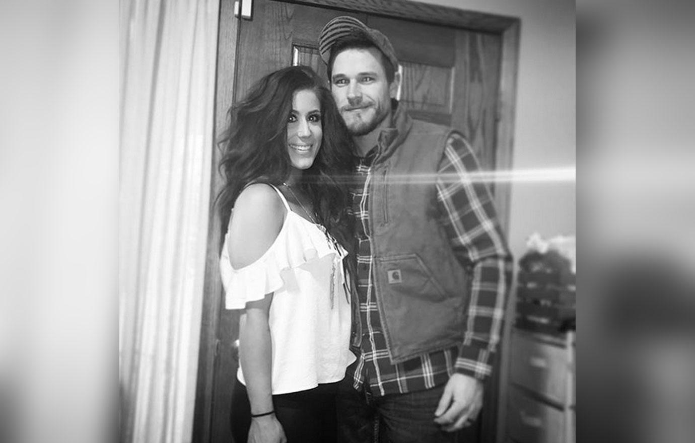 chelsea-houska-instagram-husband-cole-deboer-fashion-date-night-photos