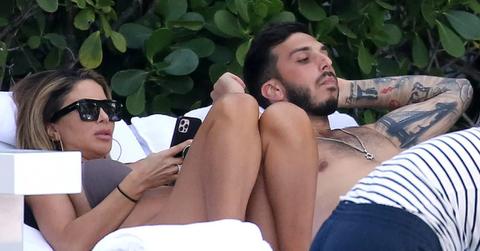 screen shot    at  pm