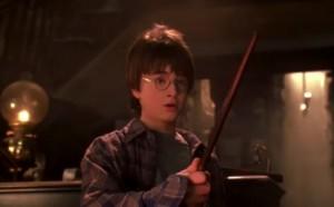 2011__07__Harry_Potter_and_the_Deathly_Hallows_Part_2_July2newsnea 300&#215;186.jpg