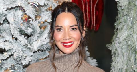 Olivia munn aaron rodgers parents post pic