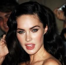 2010__01__meganfox 225&#215;222.jpg