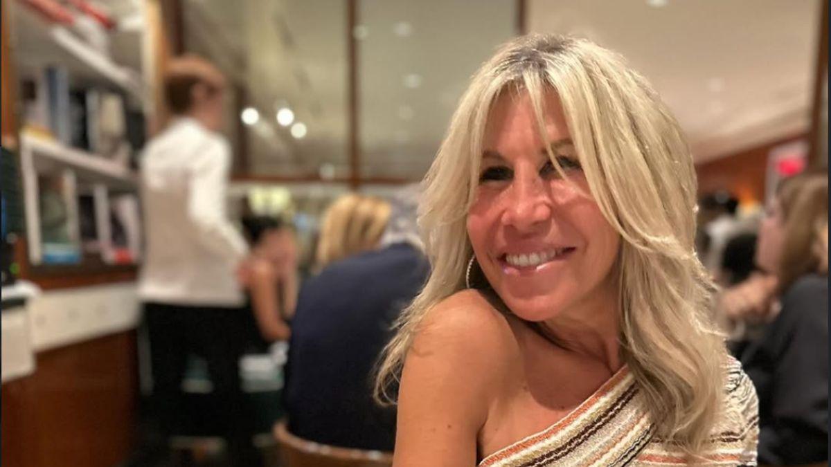 Image of Amy Kaplan’s viral journey sparked debate on cosmetic procedures.