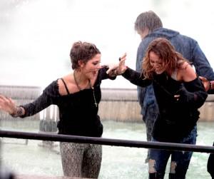 2010__09__2333_Miley_Cyrus_Sept7 300×274.jpg