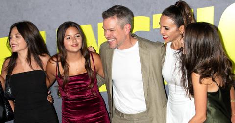 Photo of Matt Damon, Luciana Barroso and his daughters.