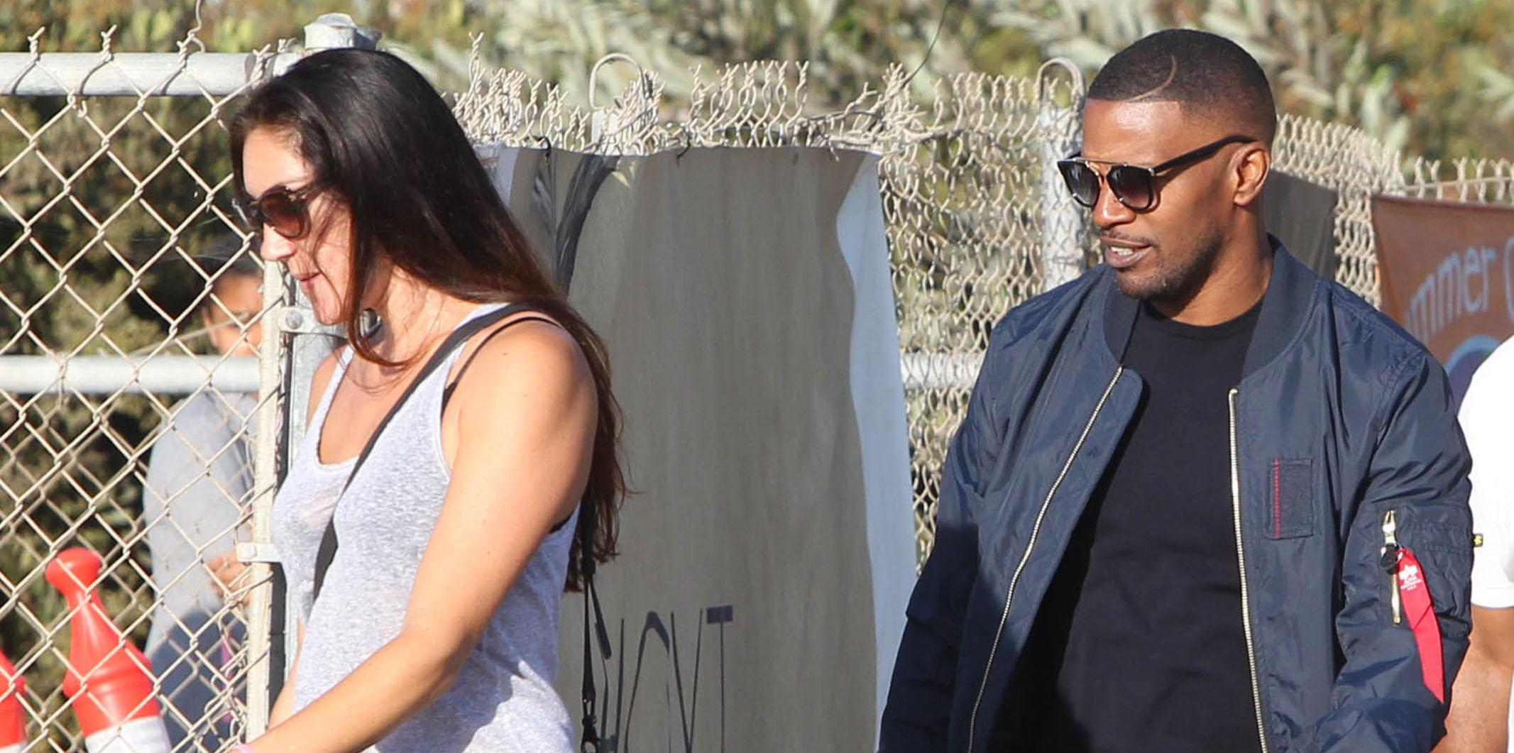 jamie foxx looks butt mystery woman pics